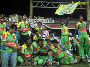 CCL 3 Kerala Strikers vs Karnataka Bulldozers Match