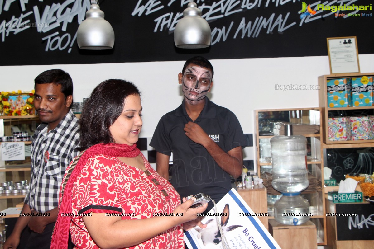 Nishanti Evani at Lush India to support 'Fight Against Animal Testing'