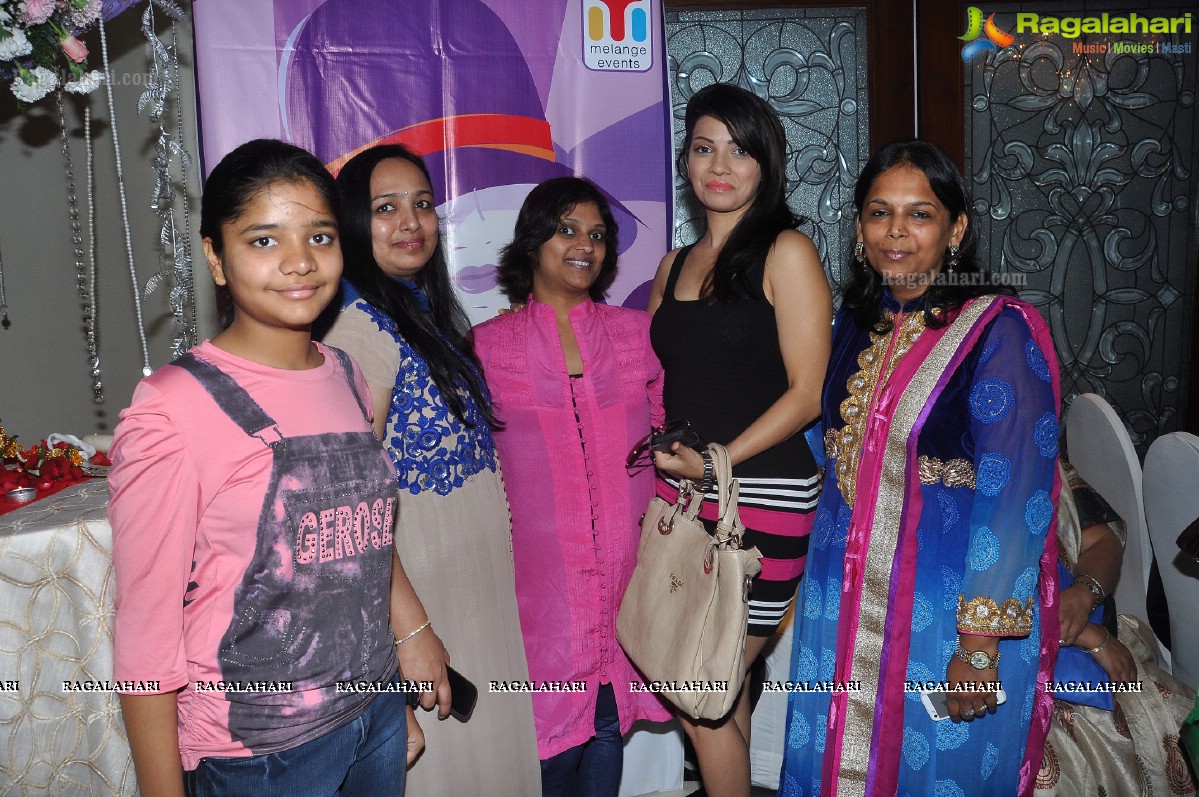 Parinidhi launches Melange March 2013 - A Fashion Rampage