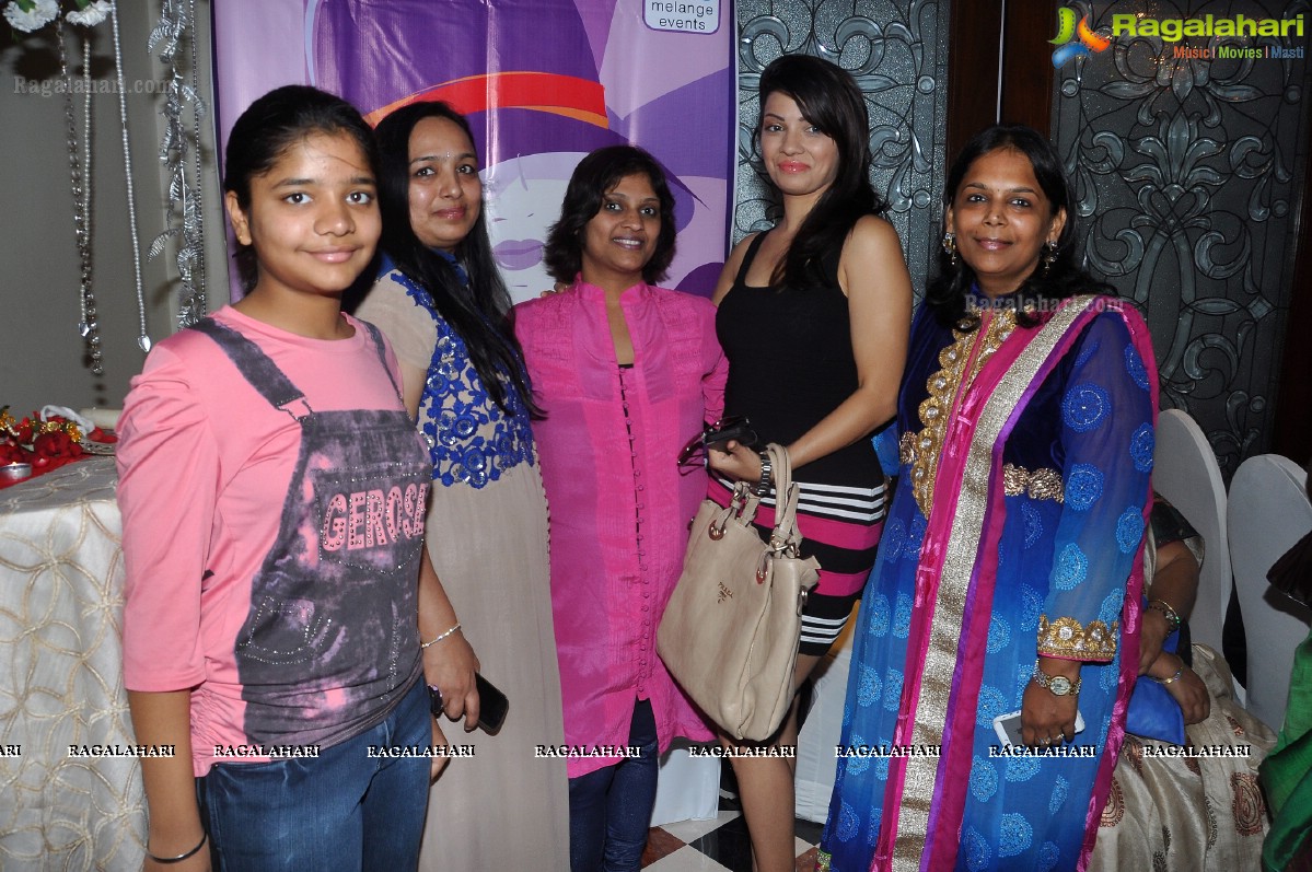 Parinidhi launches Melange March 2013 - A Fashion Rampage