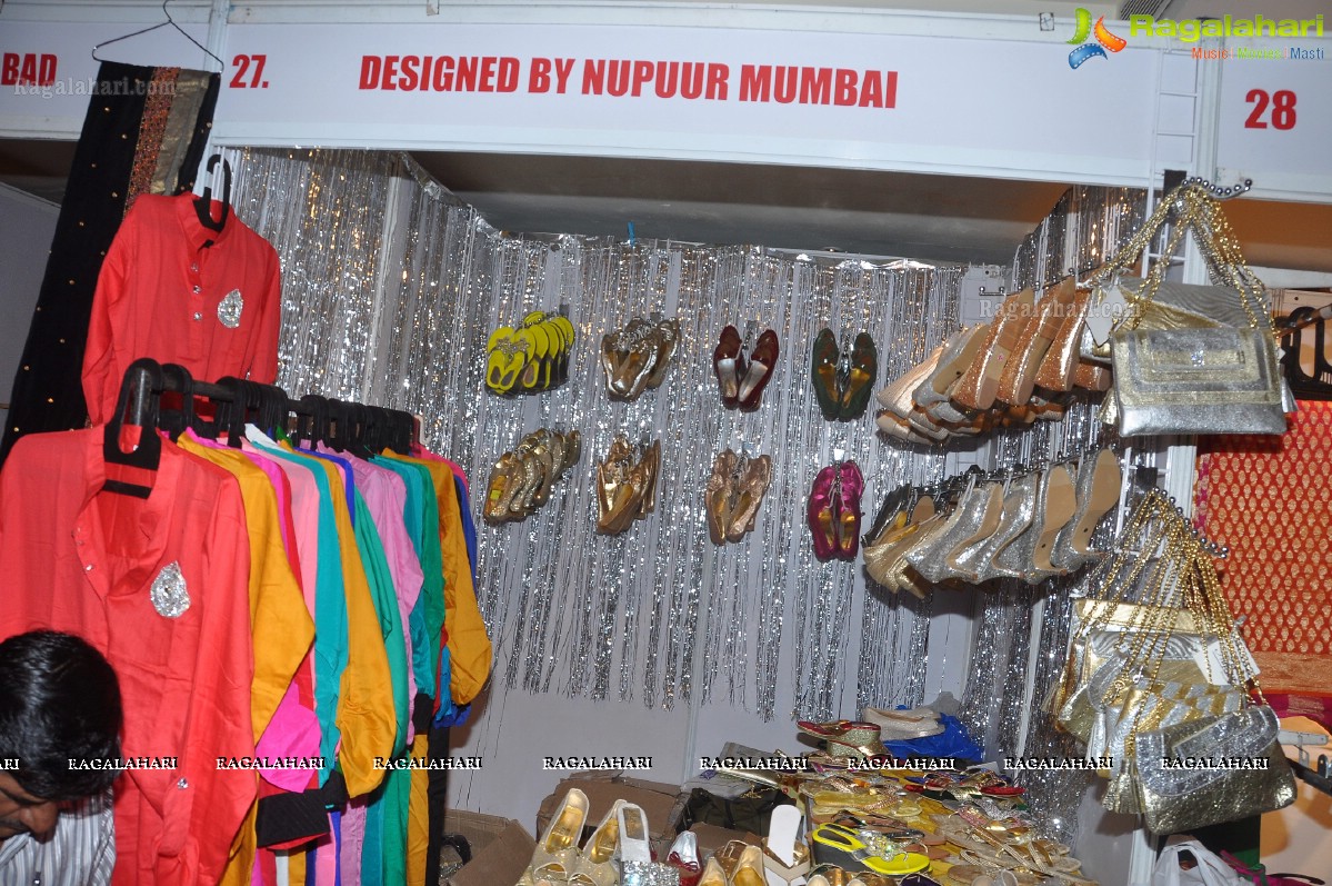 Parinidhi launches Melange March 2013 - A Fashion Rampage