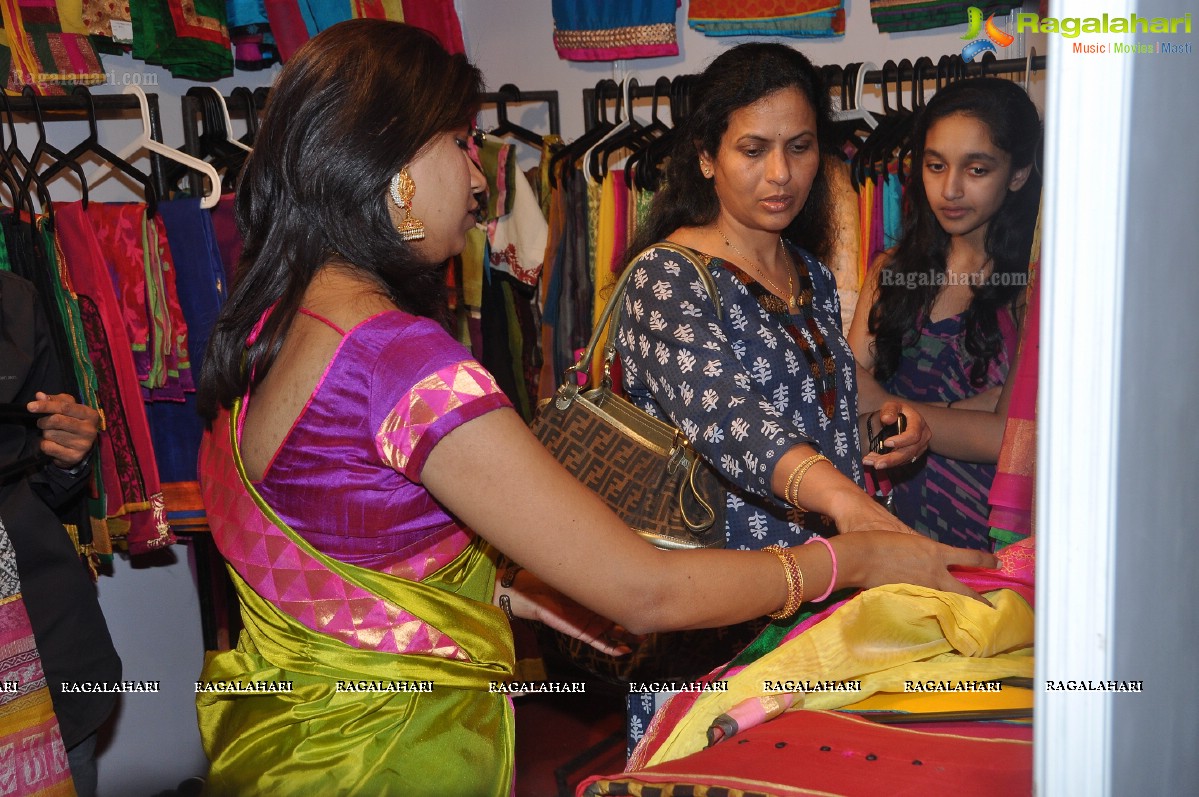 Parinidhi launches Melange March 2013 - A Fashion Rampage