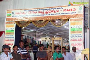 Hyderabad National Handloom Expo 2013