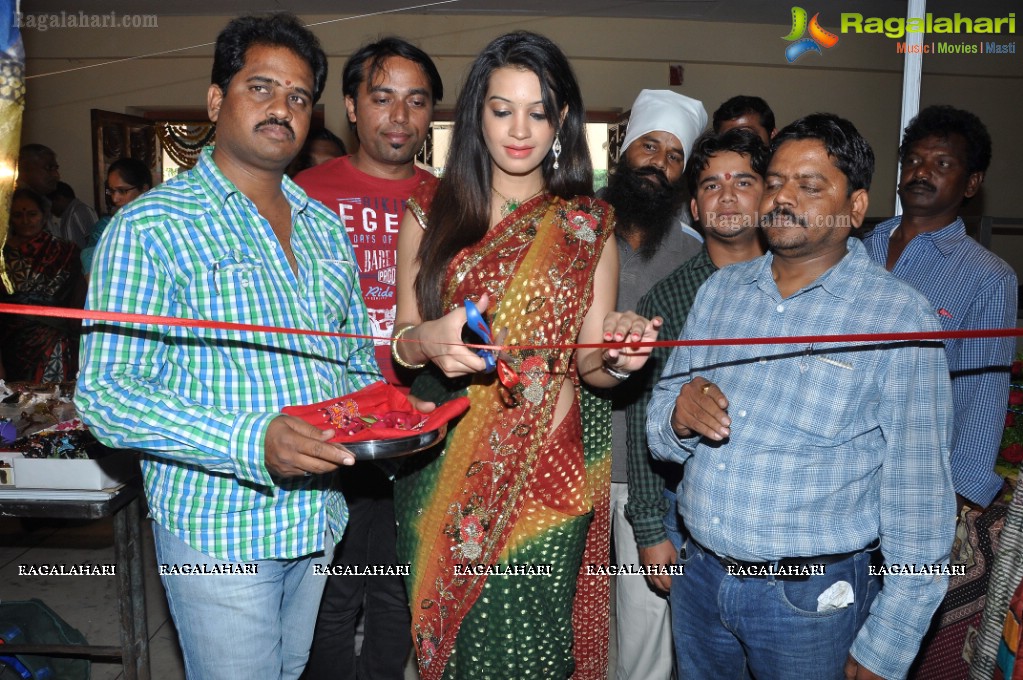 Diksha Panth launches National Silk and Cotton Expo, Hyderabad