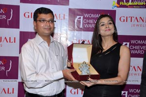 Neha Mishra visits Gitanjali Jewels, Hyderabad