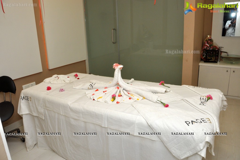 Naturals opens 1st Page 3 Luxury Salon Studio in Hyderabad