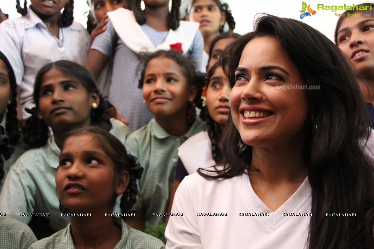 Sameera Reddy at 'P&G Shiksha Diwas' Event at Hyderabad