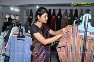 Srilekha Reddy Mallidi IKAT Art Mela