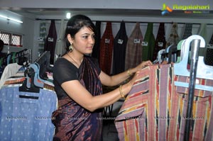 Srilekha Reddy Mallidi IKAT Art Mela