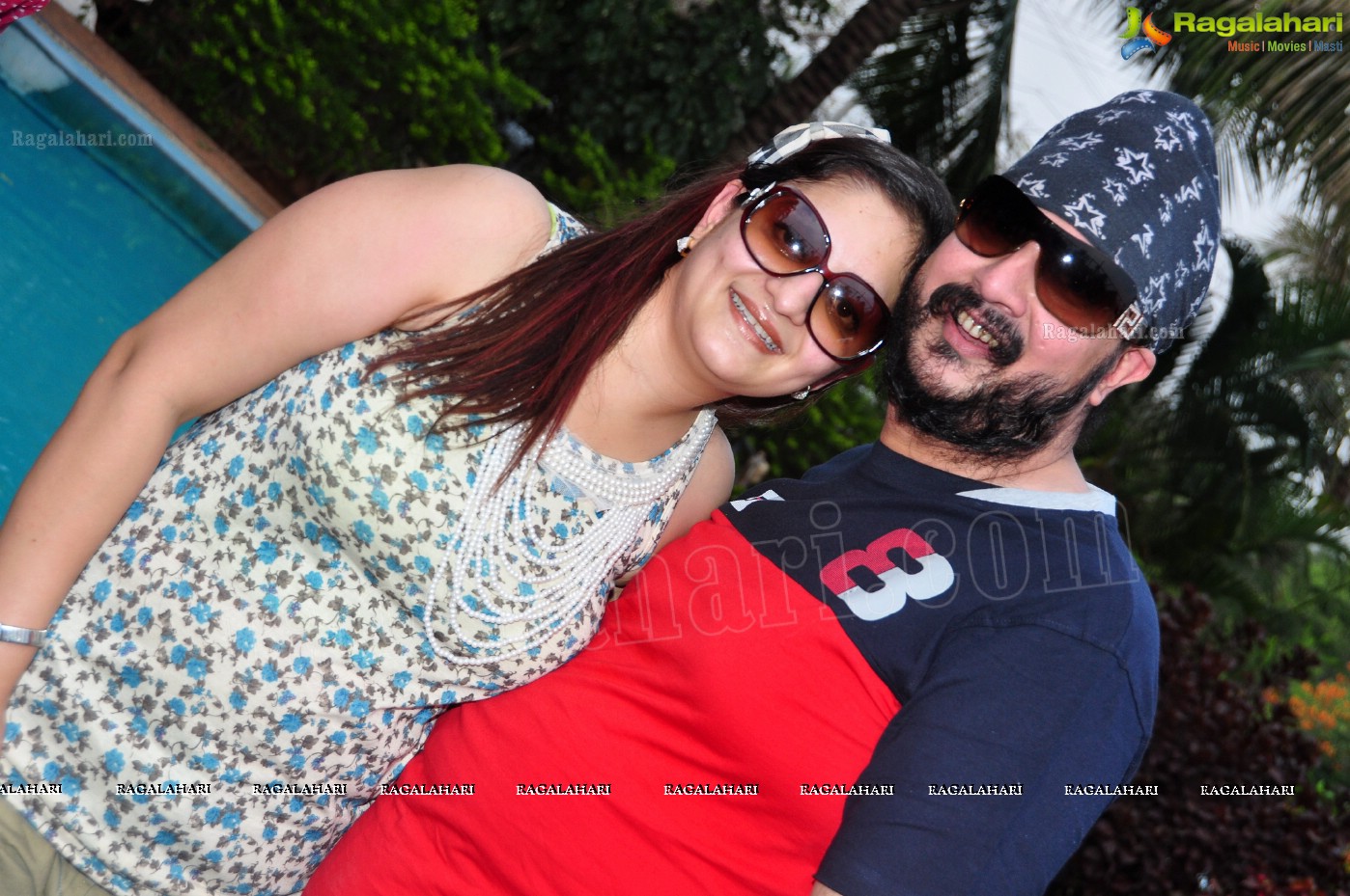 Shorts n Shots: Bash at Singh Farms by Raja Singh-Vinny Singh & Vicky Alag-Poonam Alag