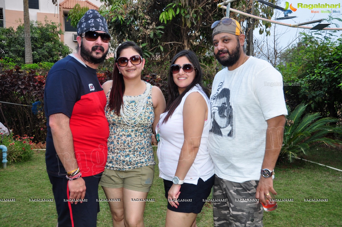 Shorts n Shots: Bash at Singh Farms by Raja Singh-Vinny Singh & Vicky Alag-Poonam Alag