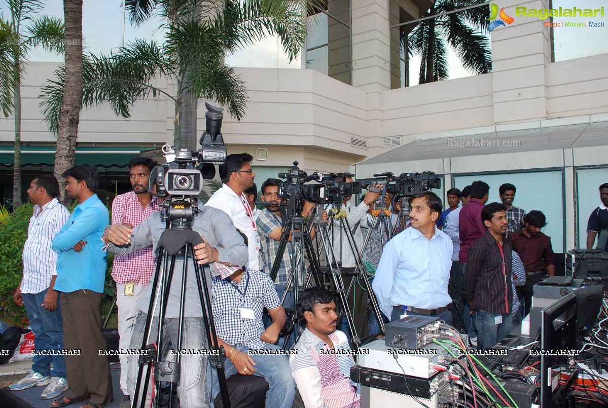 Sachin Tendulkar inaugurates AIG India's Gastrointestinal and Liver Foundation, Hyderabad