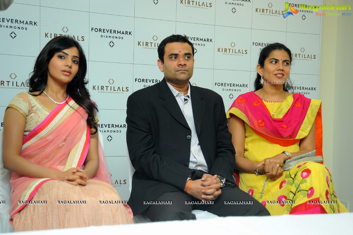 Samantha launches Forevermark in the Kirtilals, Hyderabad