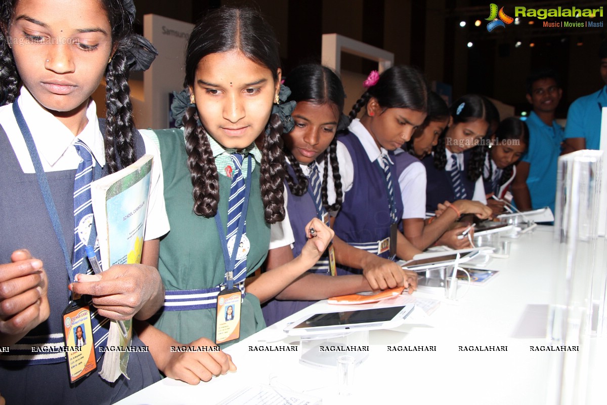 Pratham and Asha Rotary Children at Samsung Third Southwest Asia Forum, Hyderabad