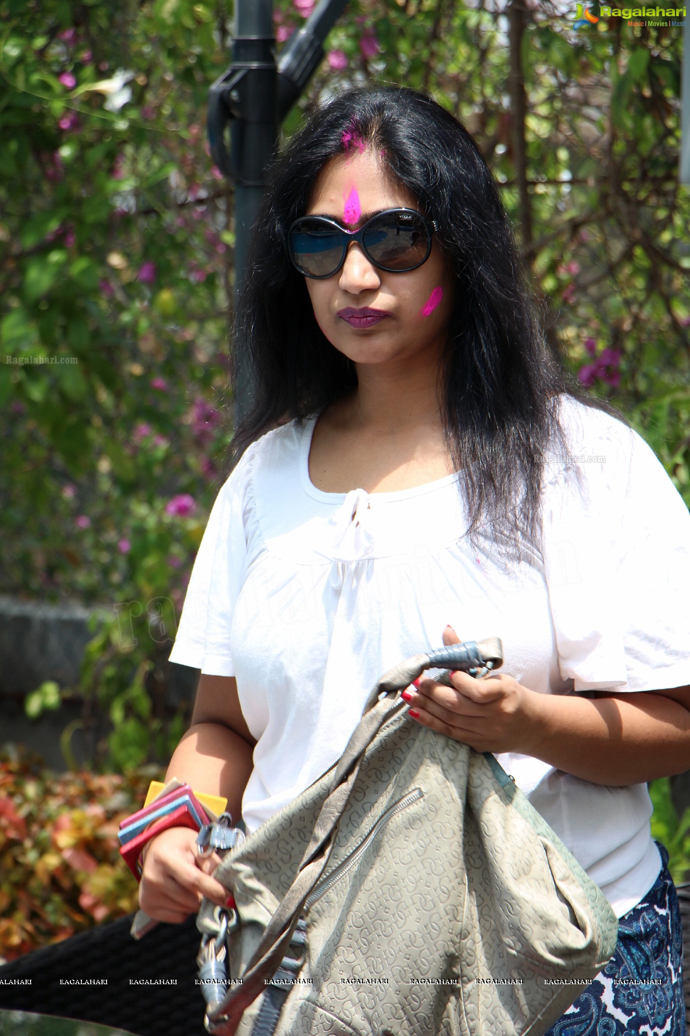 Club Se La Vie's 2013 Holi Bash at Radisson Blu Plaza, Hyderabad