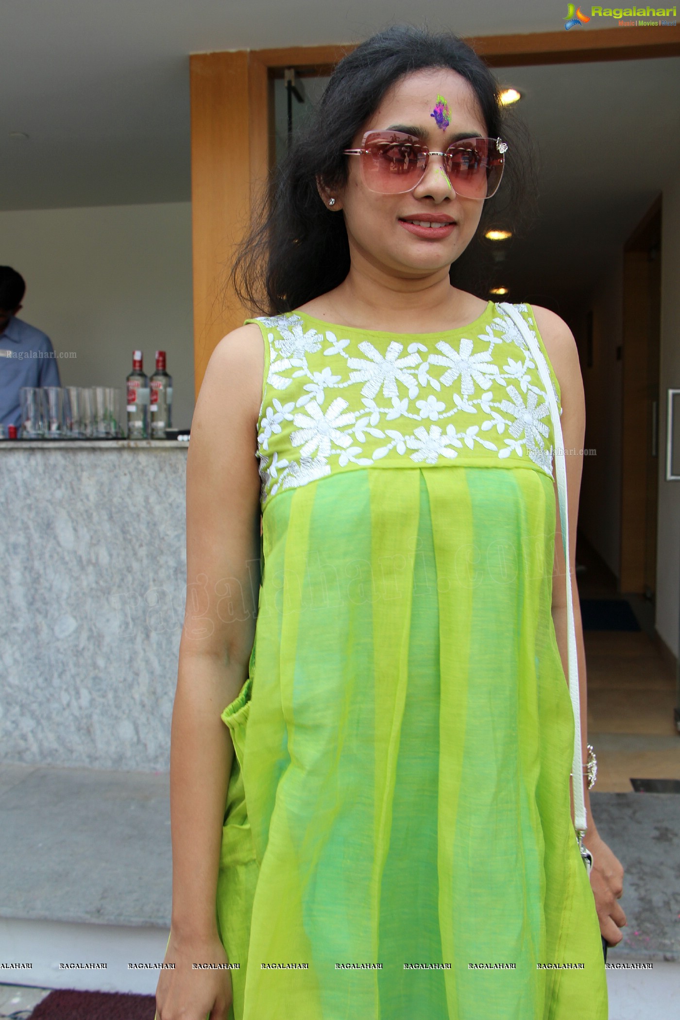 Club Se La Vie's 2013 Holi Bash at Radisson Blu Plaza, Hyderabad