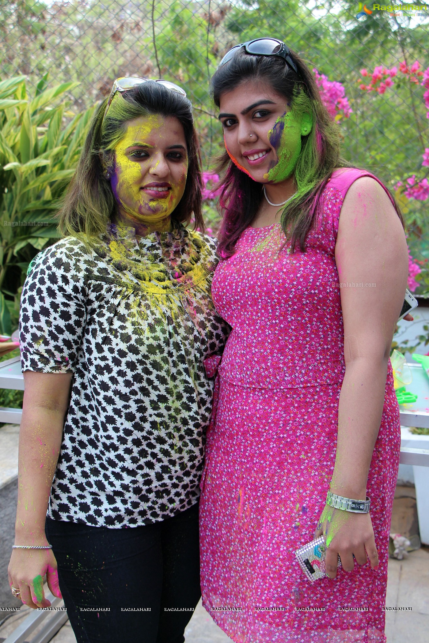 Club Se La Vie's 2013 Holi Bash at Radisson Blu Plaza, Hyderabad