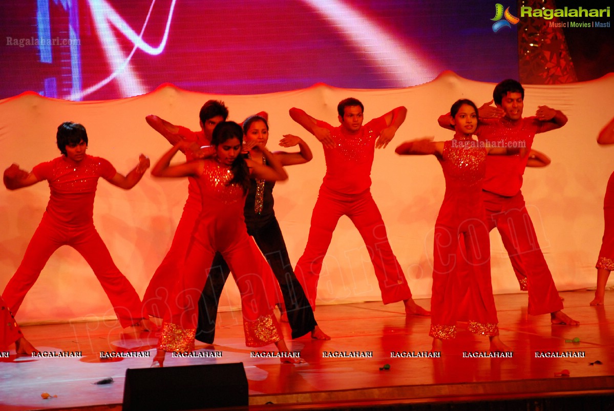 Shaimak Davar's ConfiDance Show