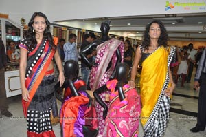 Saree Sale at Singhanias Store