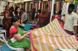 Saree Sale at Singhanias Store