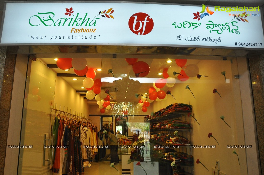 Swathi Deekshith launches Barikha Fashionz, Hyderabad