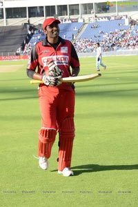 CCL 3 Telugu Warriors Vs Bhojpuri Dabanggs