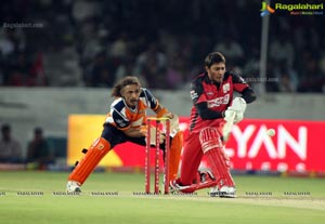 CCL 3: Telugu Warriros Vs Veer Marathi 2013