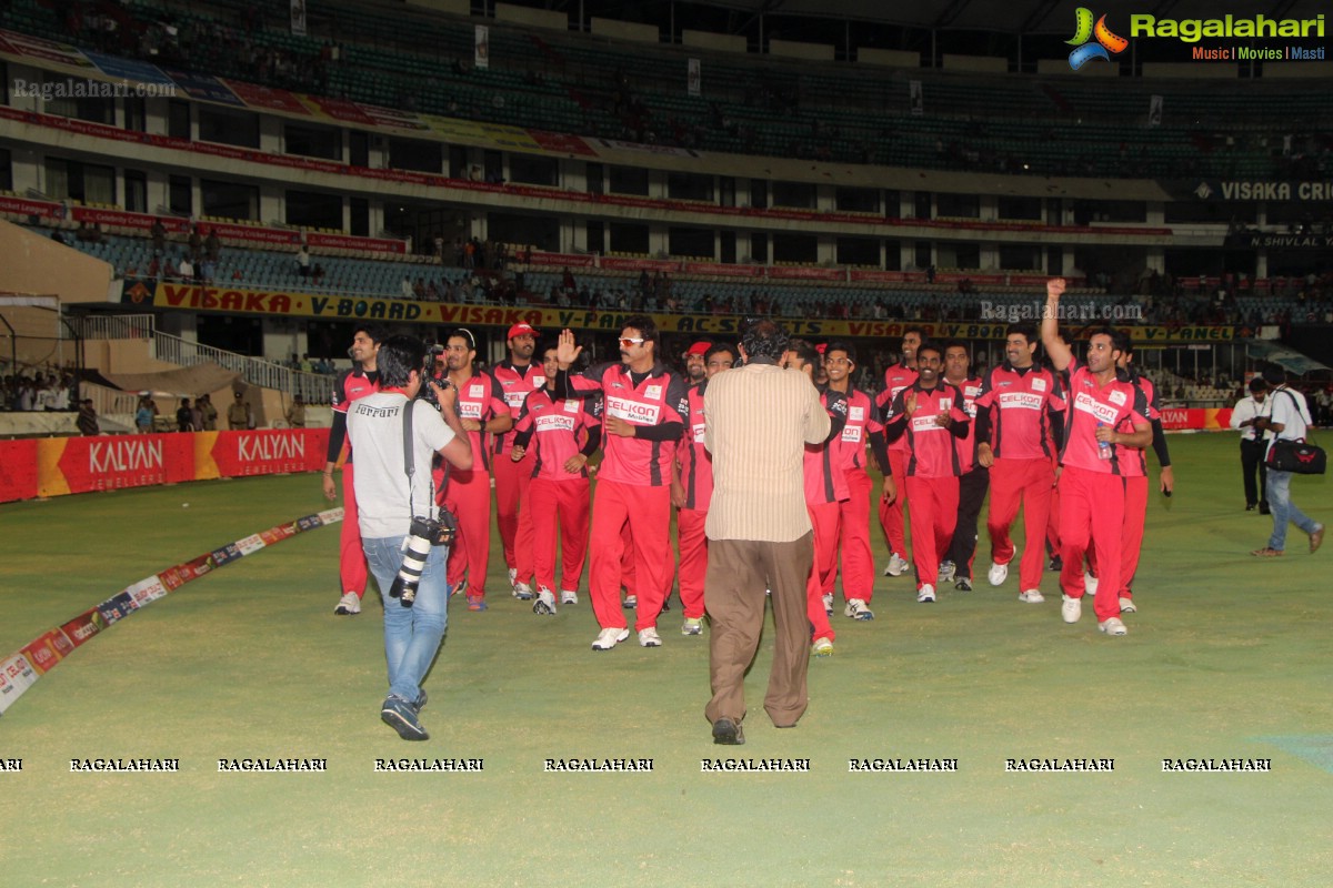 CCL 3: Telugu Warriors Semi-Finals Exclusive Photos