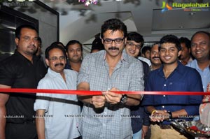 Venkatesh launches Rotis