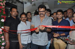 Venkatesh launches Rotis