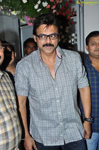 Venkatesh launches Rotis