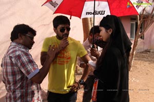 Paisa Working Stills