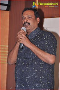 Aa Iddaru Press Meet