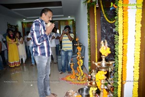 Dikkulu Chudaku Ramayya Muhurat