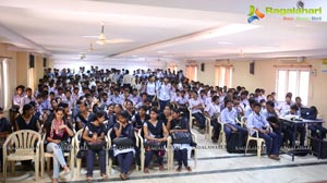 Hrudayam Ekkadunnadi College Tour