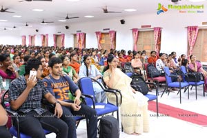 Hrudayam Ekkadunnadi College Tour