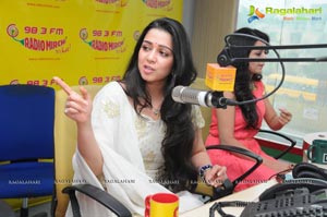 Prathighatana Team at Radio Mirchi