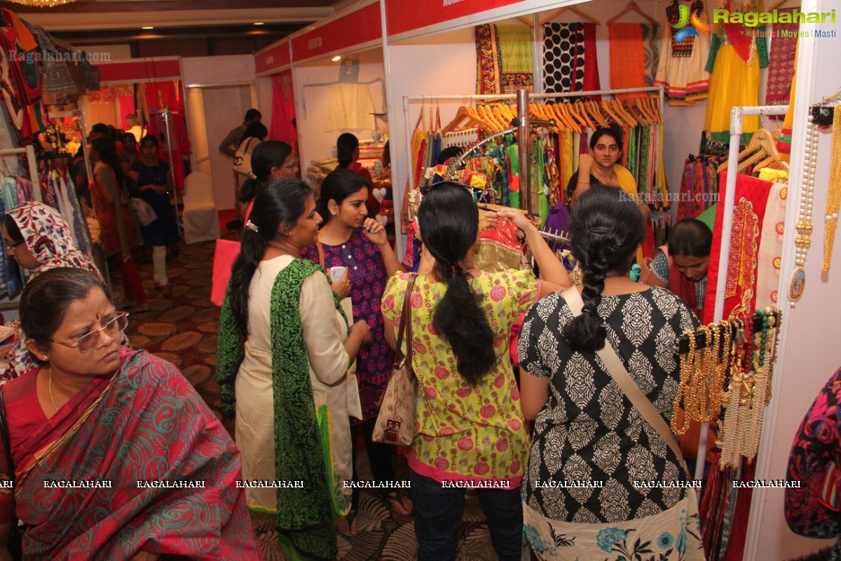 Akritti Elite Exhibition and Sale (March 2014)