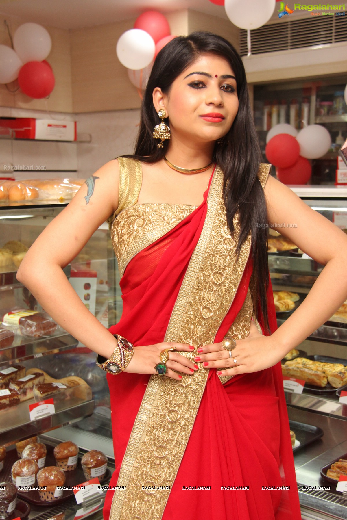 Madhulagna Das launches Bakers Inn at Himayatnagar, Hyderabad