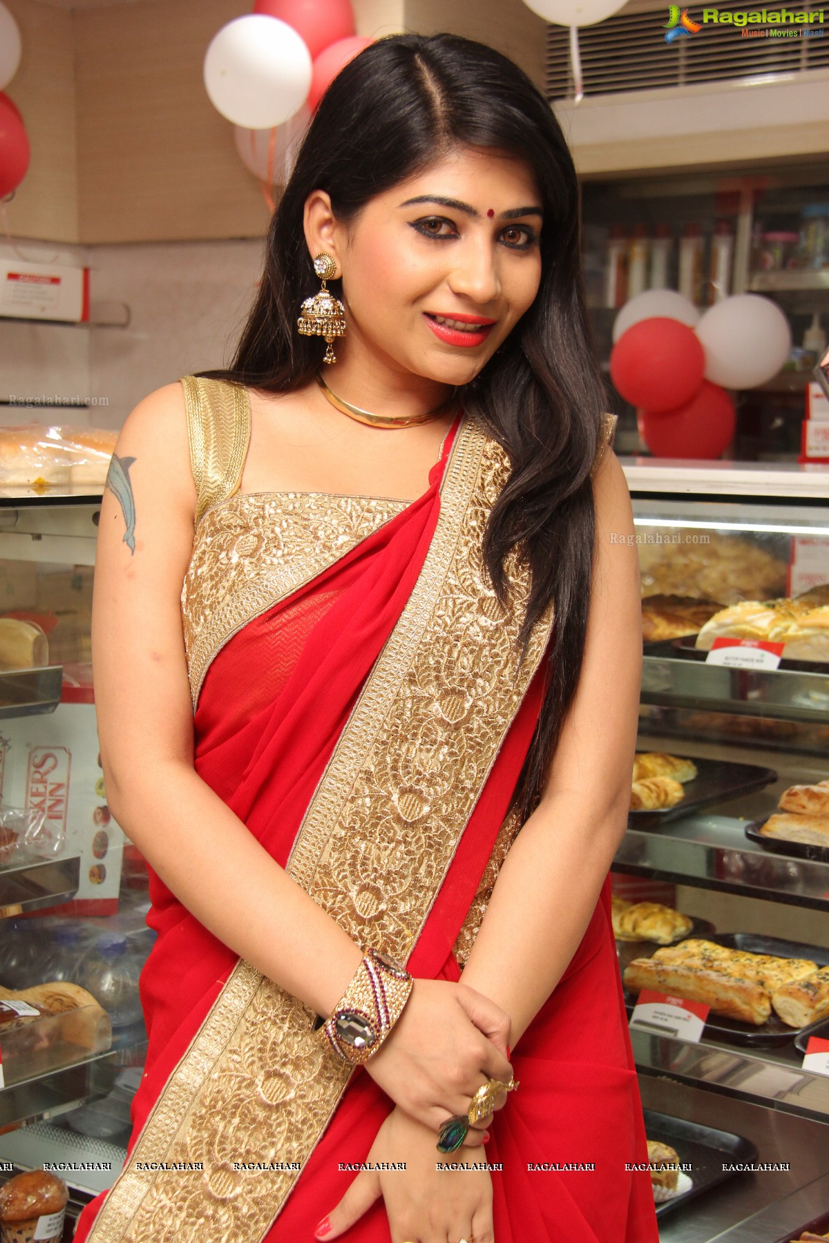 Madhulagna Das launches Bakers Inn at Himayatnagar, Hyderabad