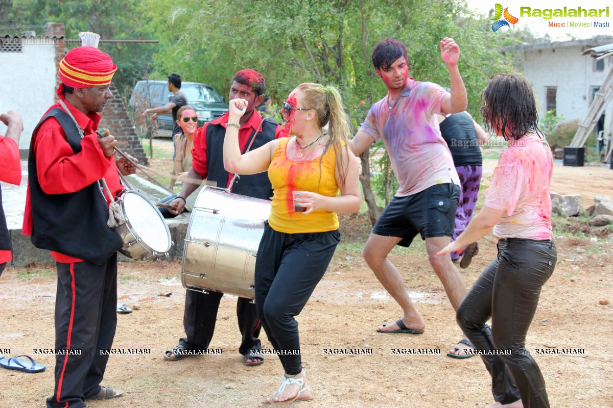 Holi Celebrations 2014 at Bhoot Bungalow, Hyderabad