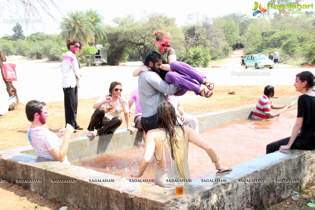 Holi Celebrations 2014 at Bhoot Bungalow, Hyderabad