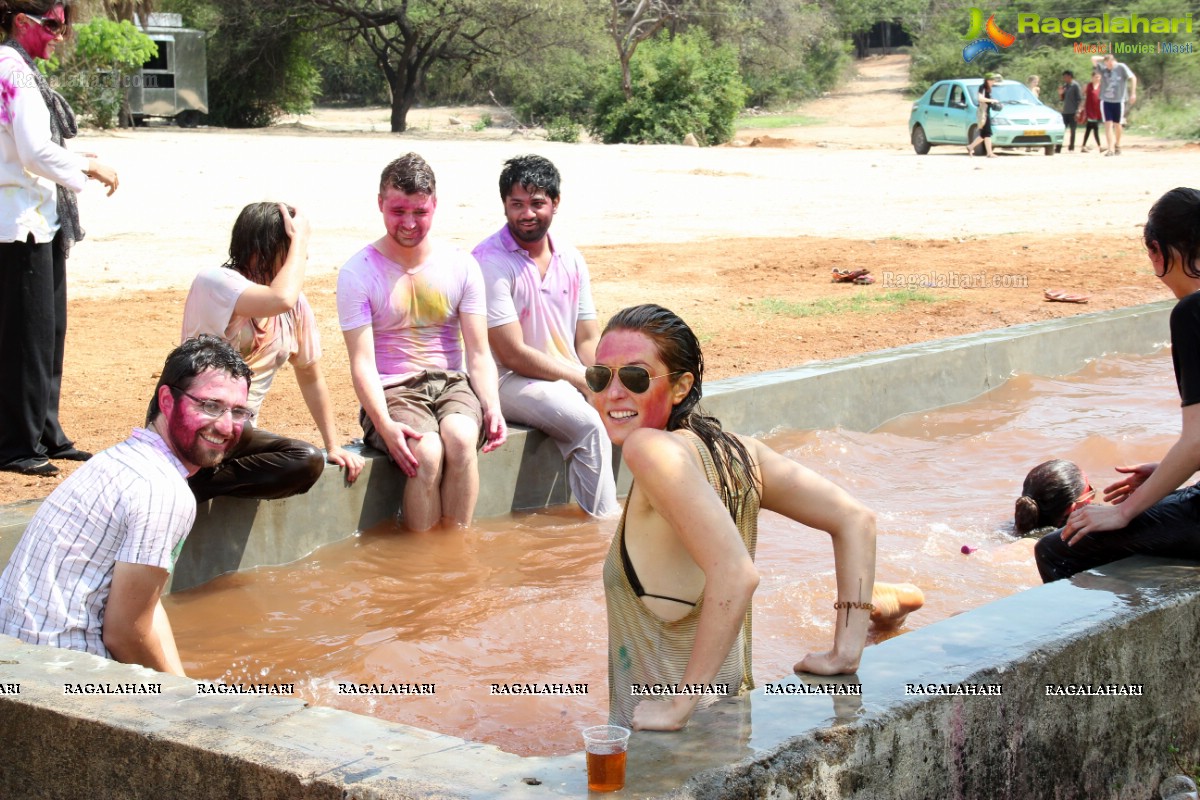 Holi Celebrations 2014 at Bhoot Bungalow, Hyderabad