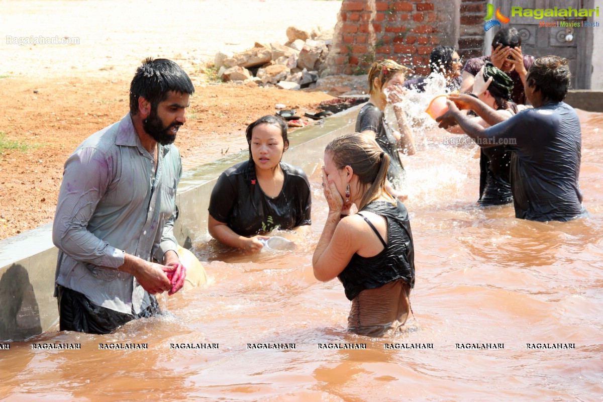 Holi Celebrations 2014 at Bhoot Bungalow, Hyderabad