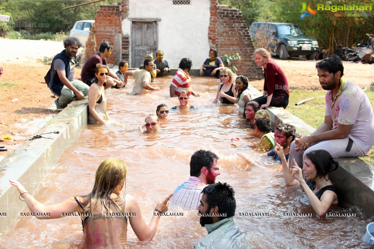 Holi Celebrations 2014 at Bhoot Bungalow, Hyderabad