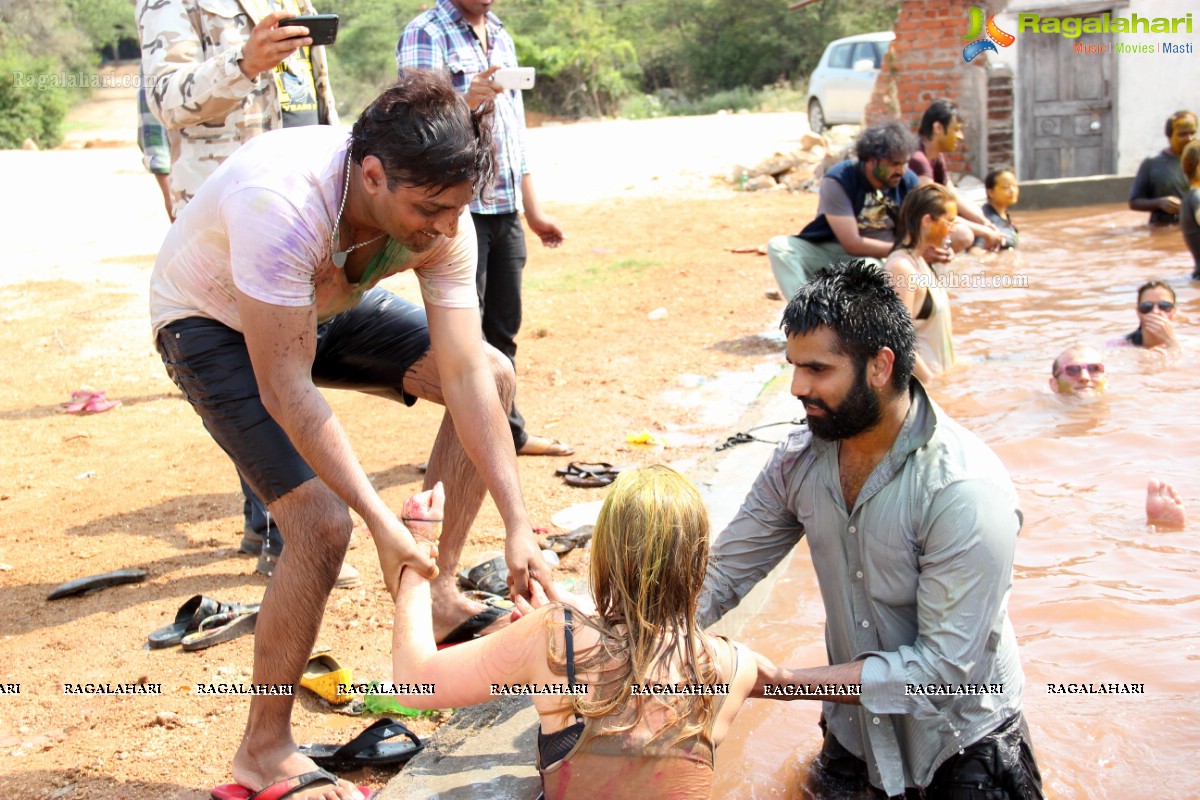 Holi Celebrations 2014 at Bhoot Bungalow, Hyderabad