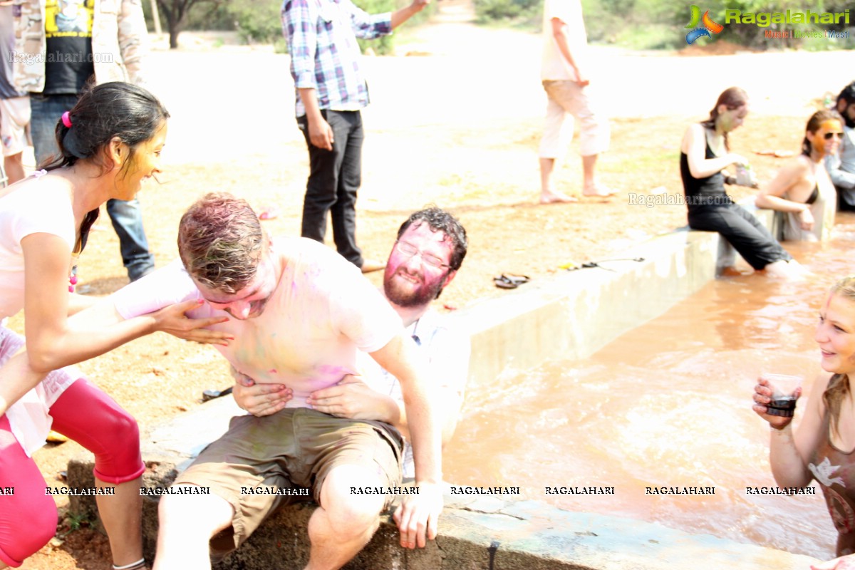 Holi Celebrations 2014 at Bhoot Bungalow, Hyderabad