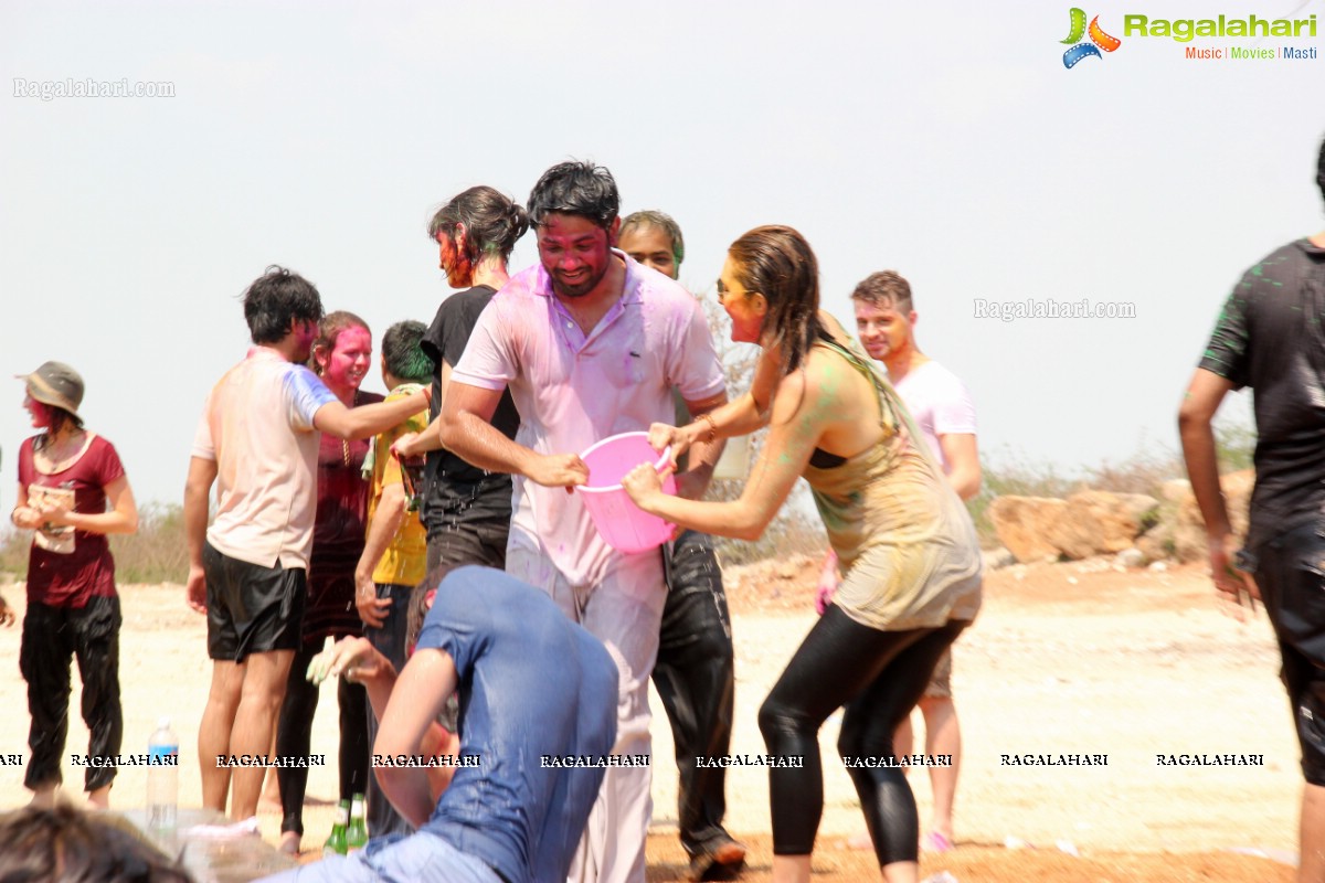 Holi Celebrations 2014 at Bhoot Bungalow, Hyderabad