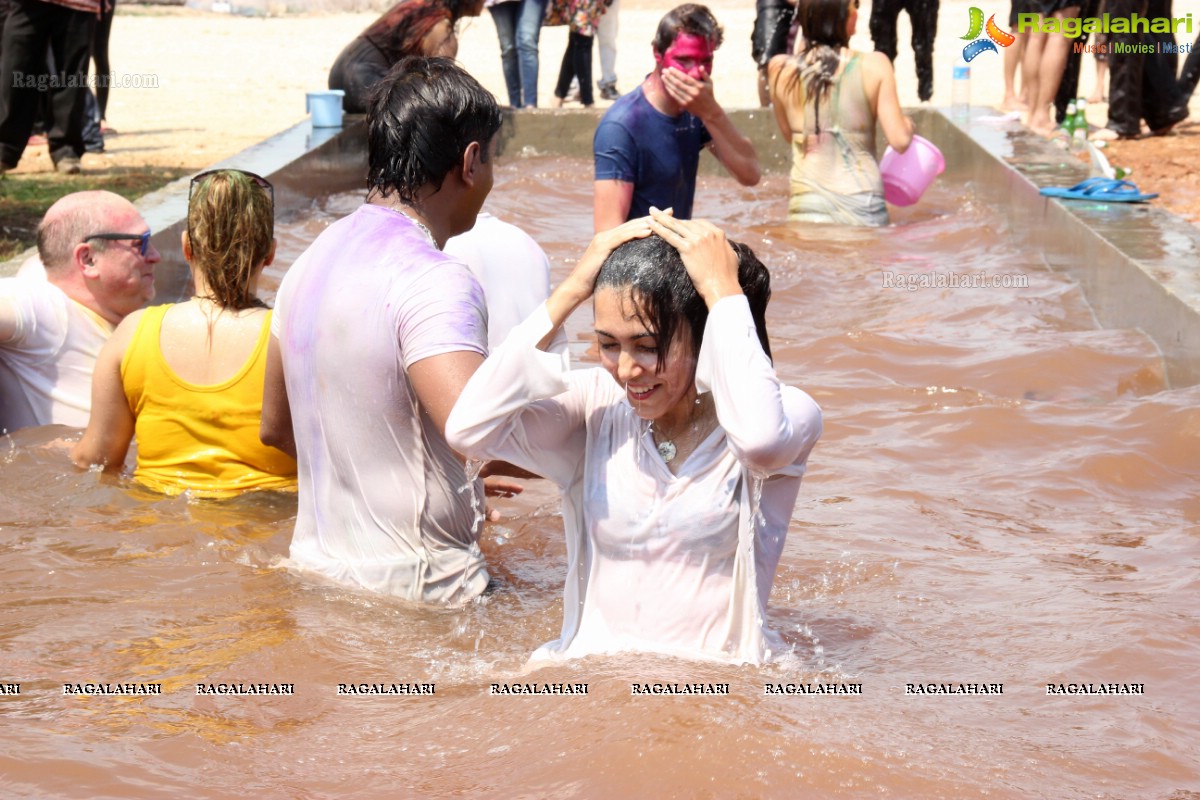 Holi Celebrations 2014 at Bhoot Bungalow, Hyderabad