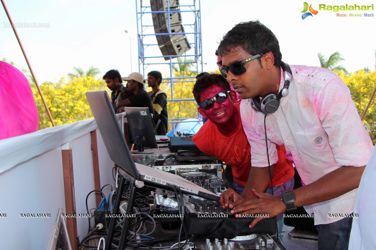 Bam Bam Holi Fest by Bisket and Anup Chandak at Novotel Airport, Hyderabad